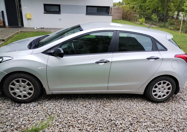 Hyundai I30 cena 32000 przebieg: 126800, rok produkcji 2013 z Rybnik małe 79